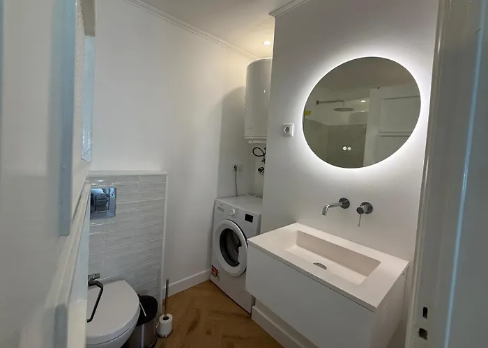 דירה Compact ליסבון